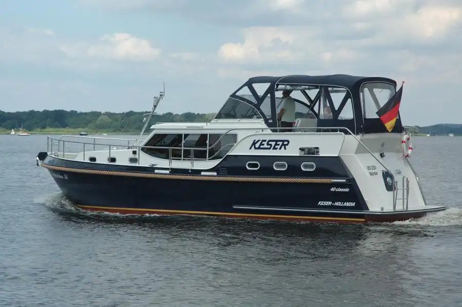Motoryacht Seepferdchen 31 (Hollandia 40) mieten – 6+2 Pers., ab Müritz, ab 1.699 €/Woche – 5