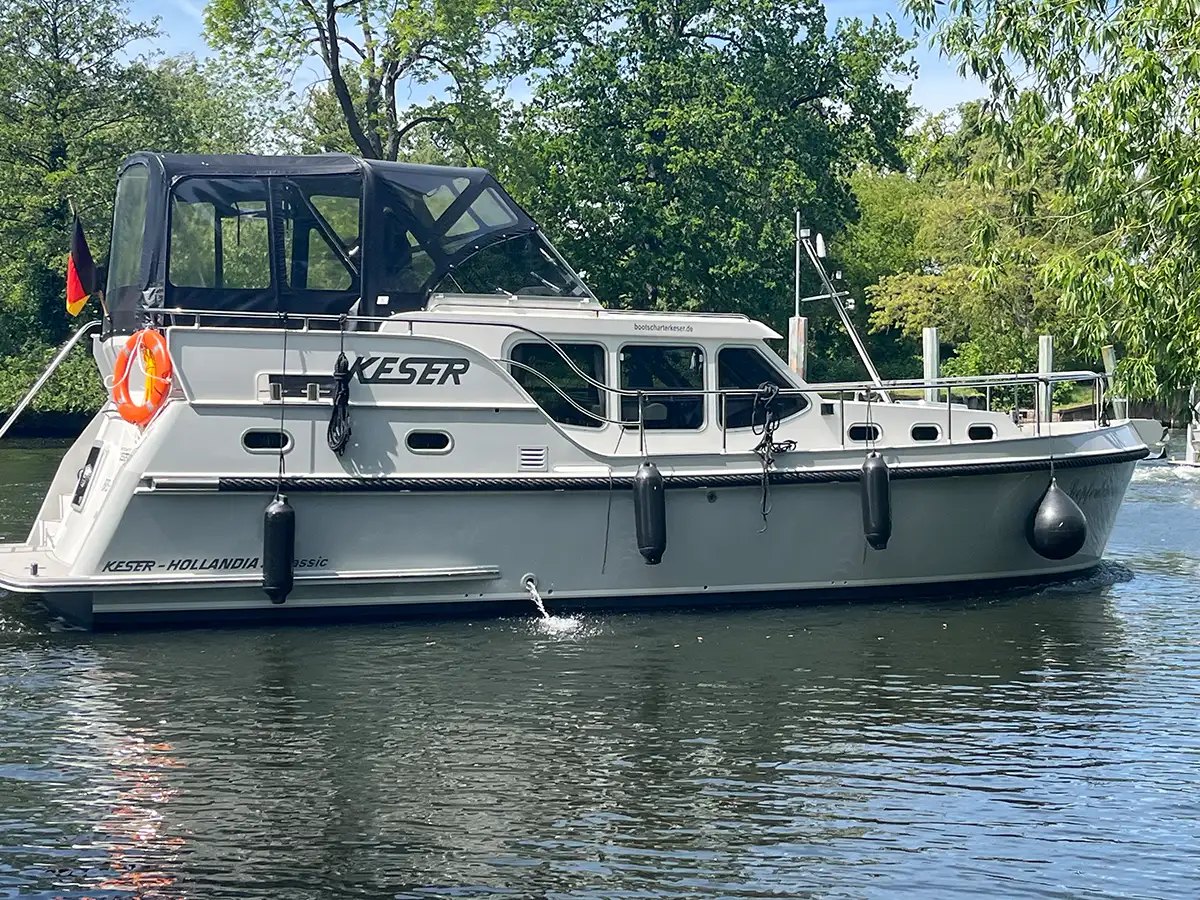 Motoryacht Seepferdchen 59 (Hollandia 38) mieten – 4+2 Pers., ab Werder, ab 1.499 €/Woche – 4