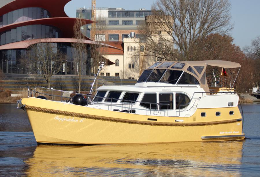 Motoryacht Seepferdchen 17 (Hollandia 40) mieten – 6+2 Pers., ab Werder, ab 1.399 €/Woche – 3