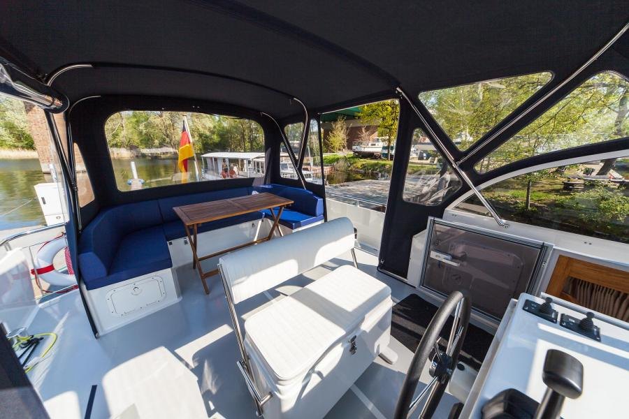 Motoryacht Seepferdchen 61 (Hollandia 44) mieten – 6+2 Pers., ab Müritz, ab 1.999 €/Woche – 3