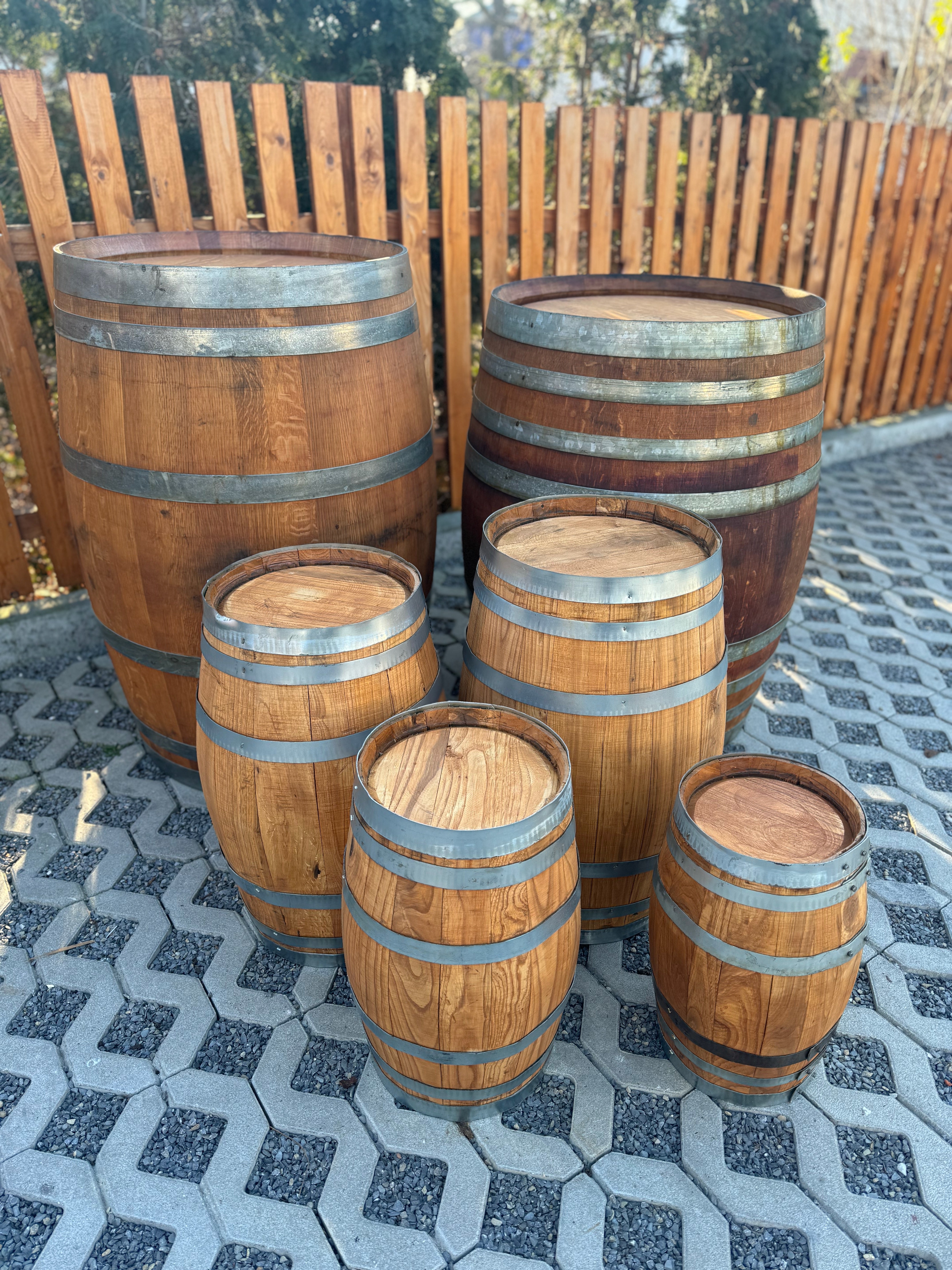 Weinfass // Holzfass - Perfekt als Stehtisch - Loungetisch für Ihr Fest / in verschiedene Größen – 2