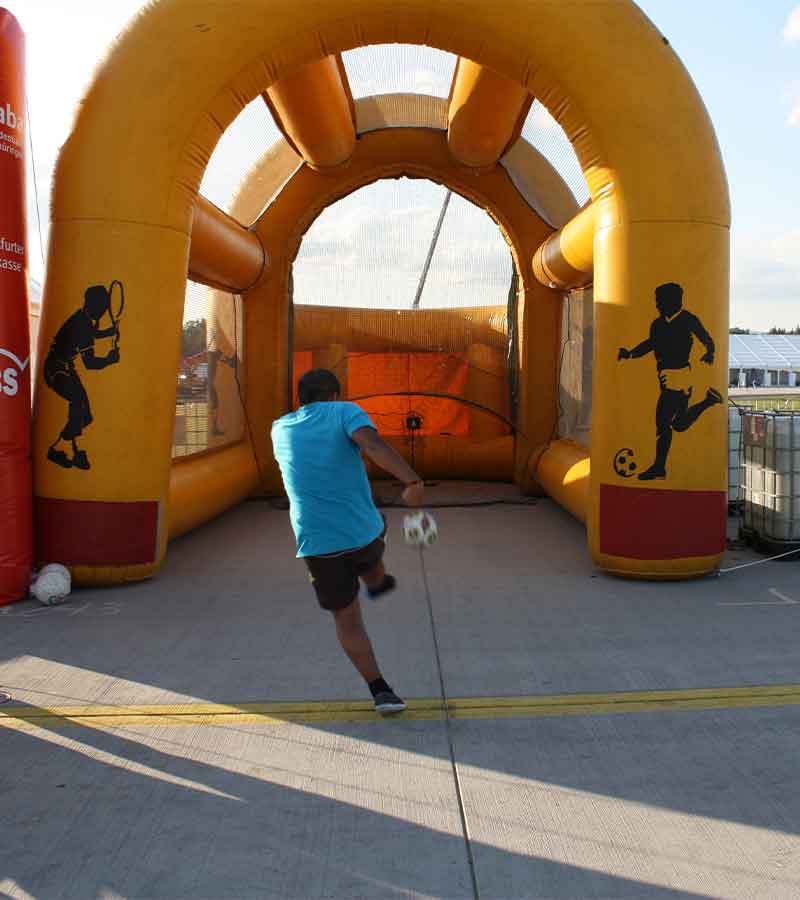 Fussball Speed Cage Maxi mieten bei Der Spassmacher