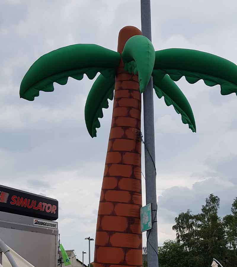 Palme aufblasbar mieten bei Der Spassmacher