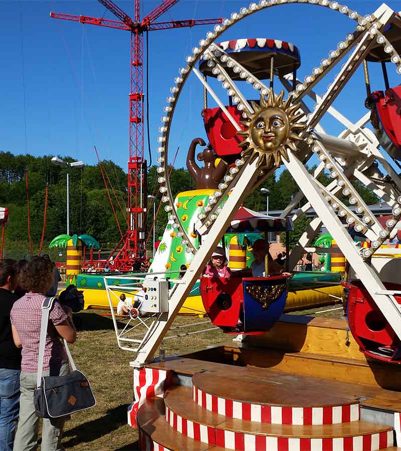 Kinder Riesenrad 16 Plätze mieten bei Der Spassmacher