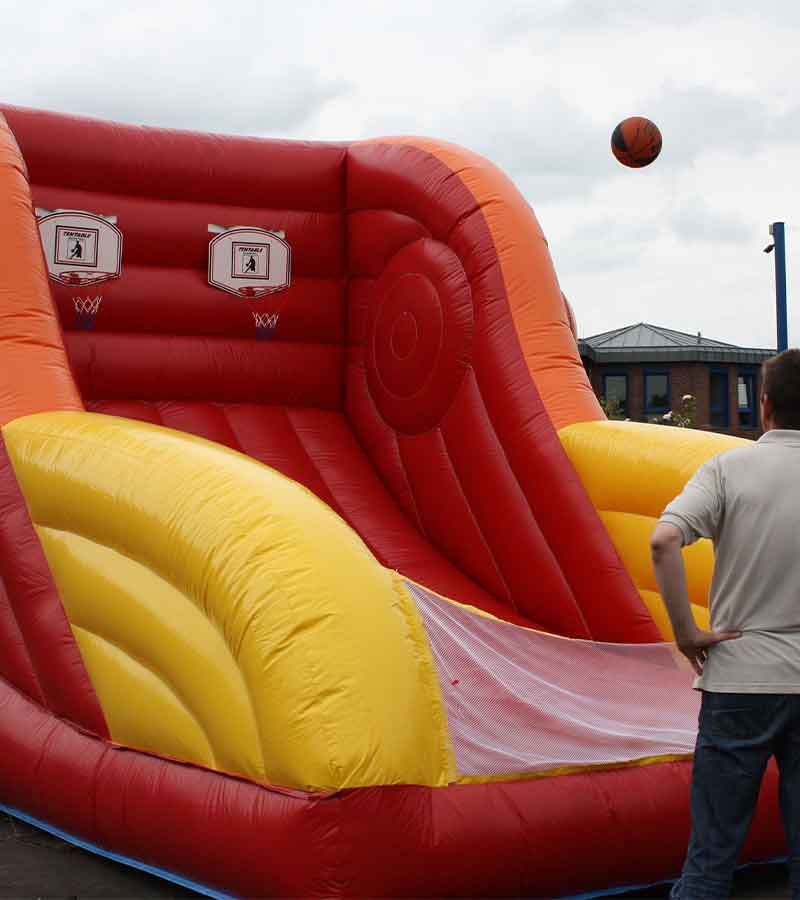 Basketball XXL (inkl. 3 Bällen) mieten bei Der Spassmacher