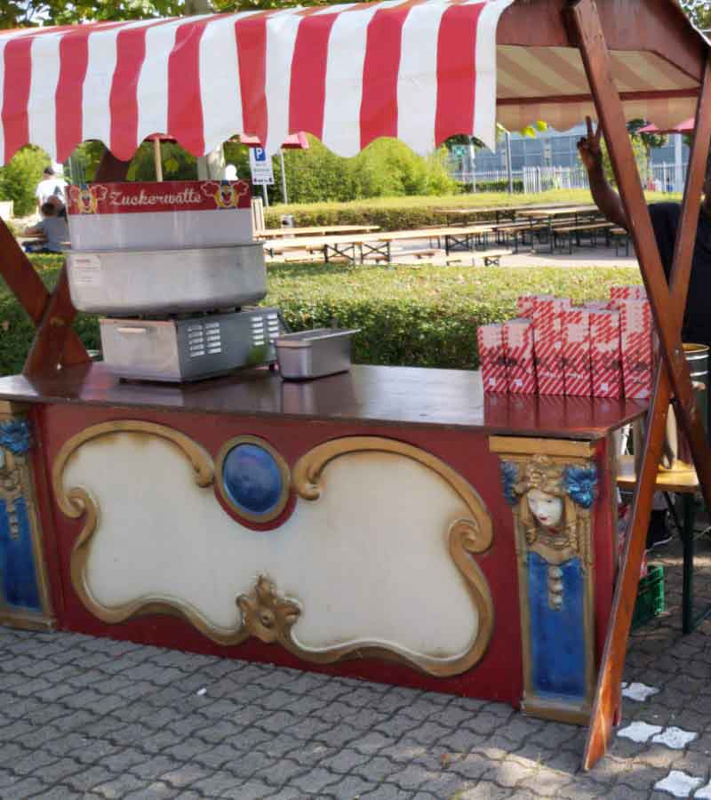 Zuckerwatte nostalgisch mit 300 Portionen mieten bei Der Spassmacher