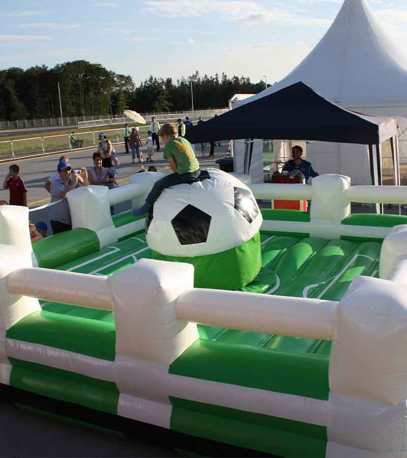 Ballriding (inkl. 1 Betreuer) mieten bei Der Spassmacher