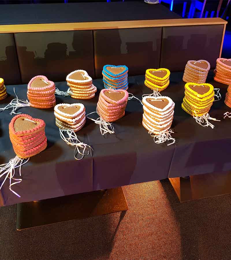 Lebkuchenherzen mit persönlicher Beschriftung mieten bei Der Spassmacher