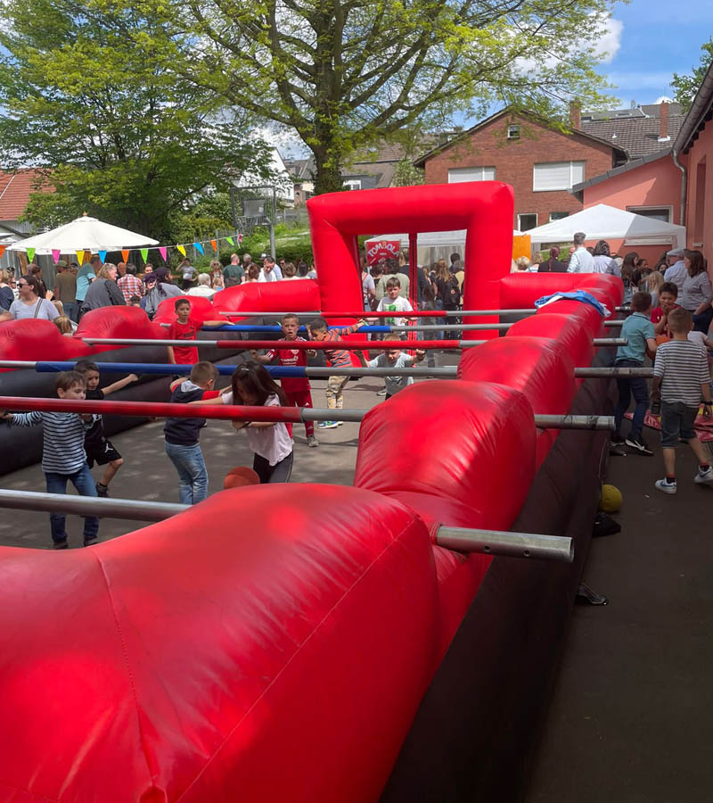 Fussball Menschenkicker XXL ohne Boden mieten bei Der Spassmacher