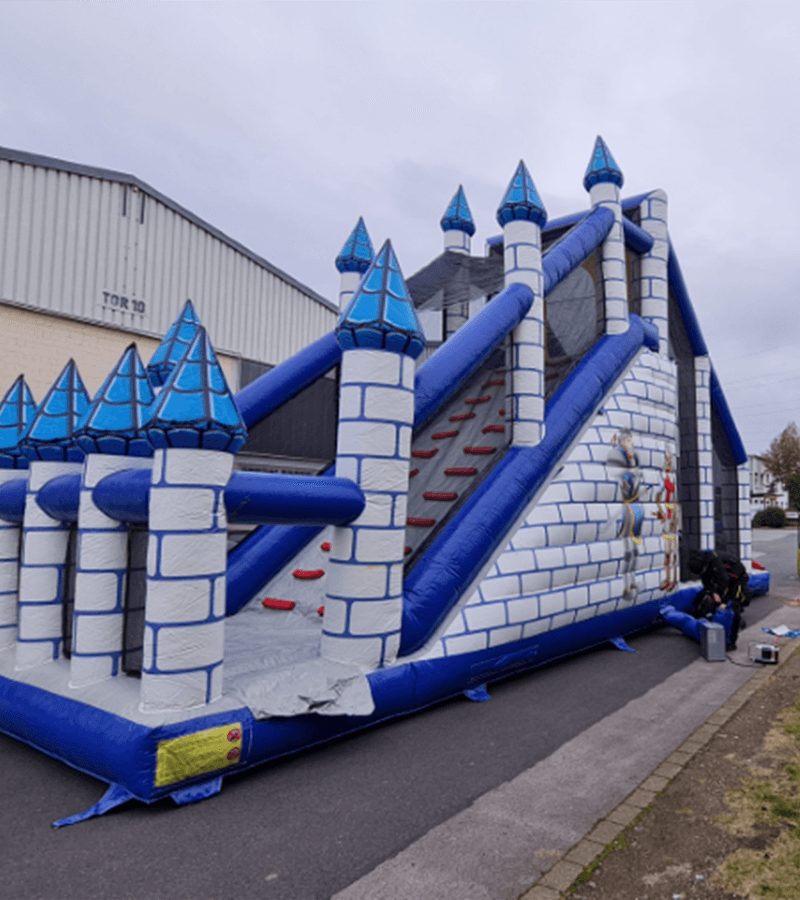 Hüpfburg Basejump Freefall mieten bei Der Spassmacher