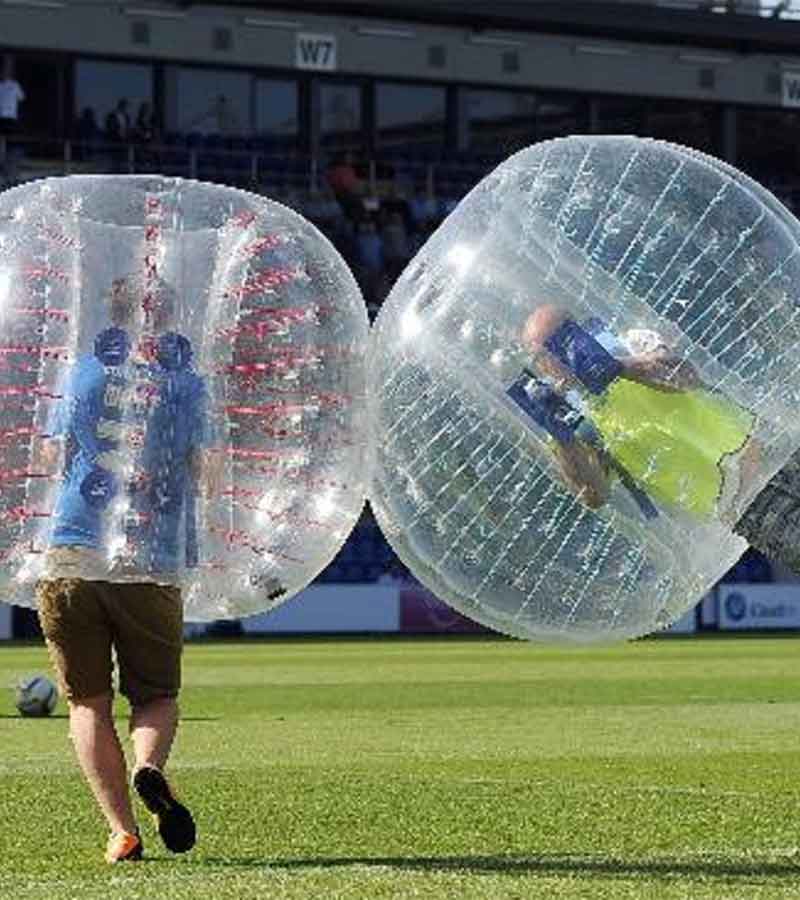 Bubble Ball Soccer 3 gegen 3 (inkl. 1 Betreuer) mieten bei Der Spassmacher