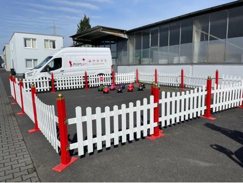 Bobby Car Parcours - inkl. Jahrmarktzäunen als Umrandung - 64m² eingezäunte Fläche – 4