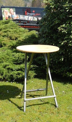 Stehtisch | Eventequipment mieten bei Dreamcatcher Eventagentur – 2