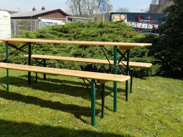 Bierzeltgarnitur | Festzeltgarnitur | Tische und Bänke