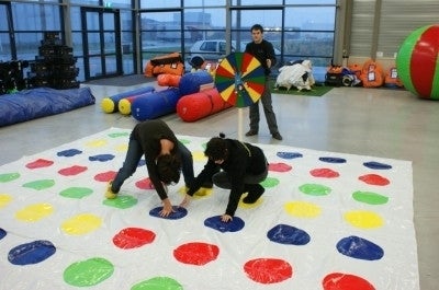 Twister | Riesentwister | Eventmodule mieten bei Dreamcatcher Eventagentur – 2