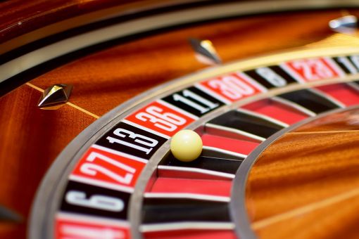 ROULETTE TISCH | GLÜCKSSPIEL | MOBILES CASINO – 3