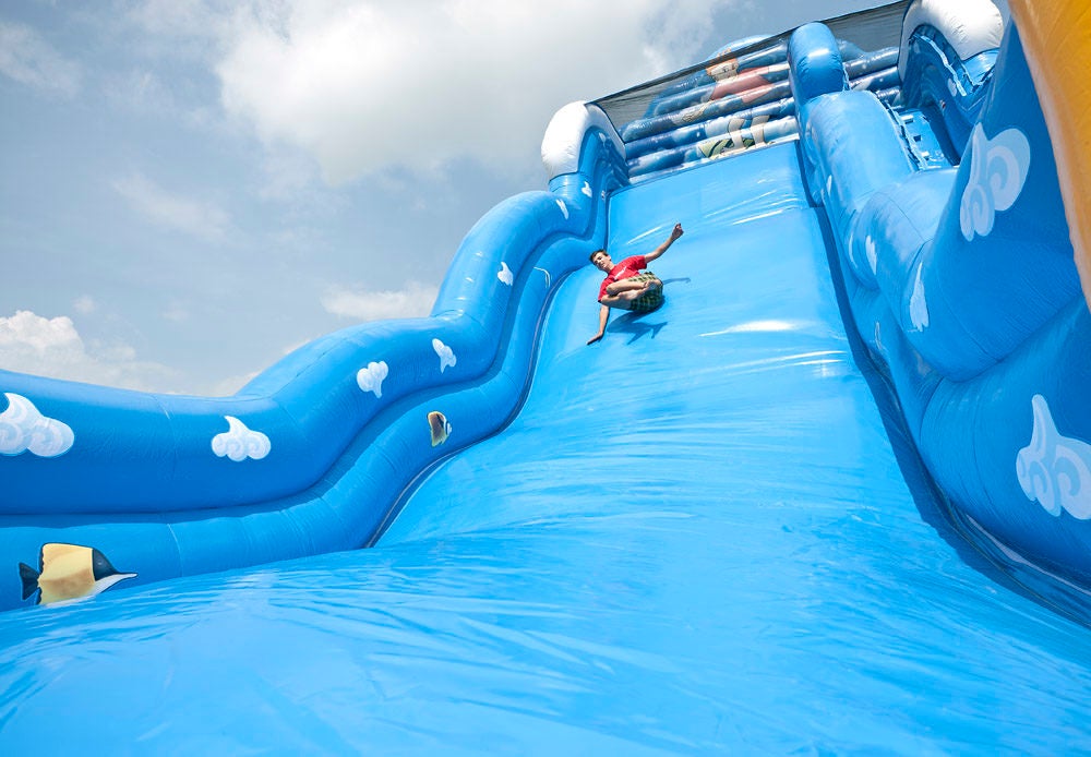 RIESENRUTSCHE "THE WAVE" LUFTRUTSCHE HÜPFBURG WELLENRUTSCHE – 4