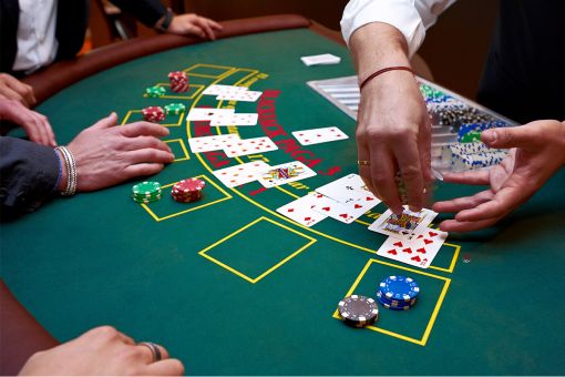 BLACKJACK TISCH | GLÜCKSSPIEL | MOBILES CASINO
