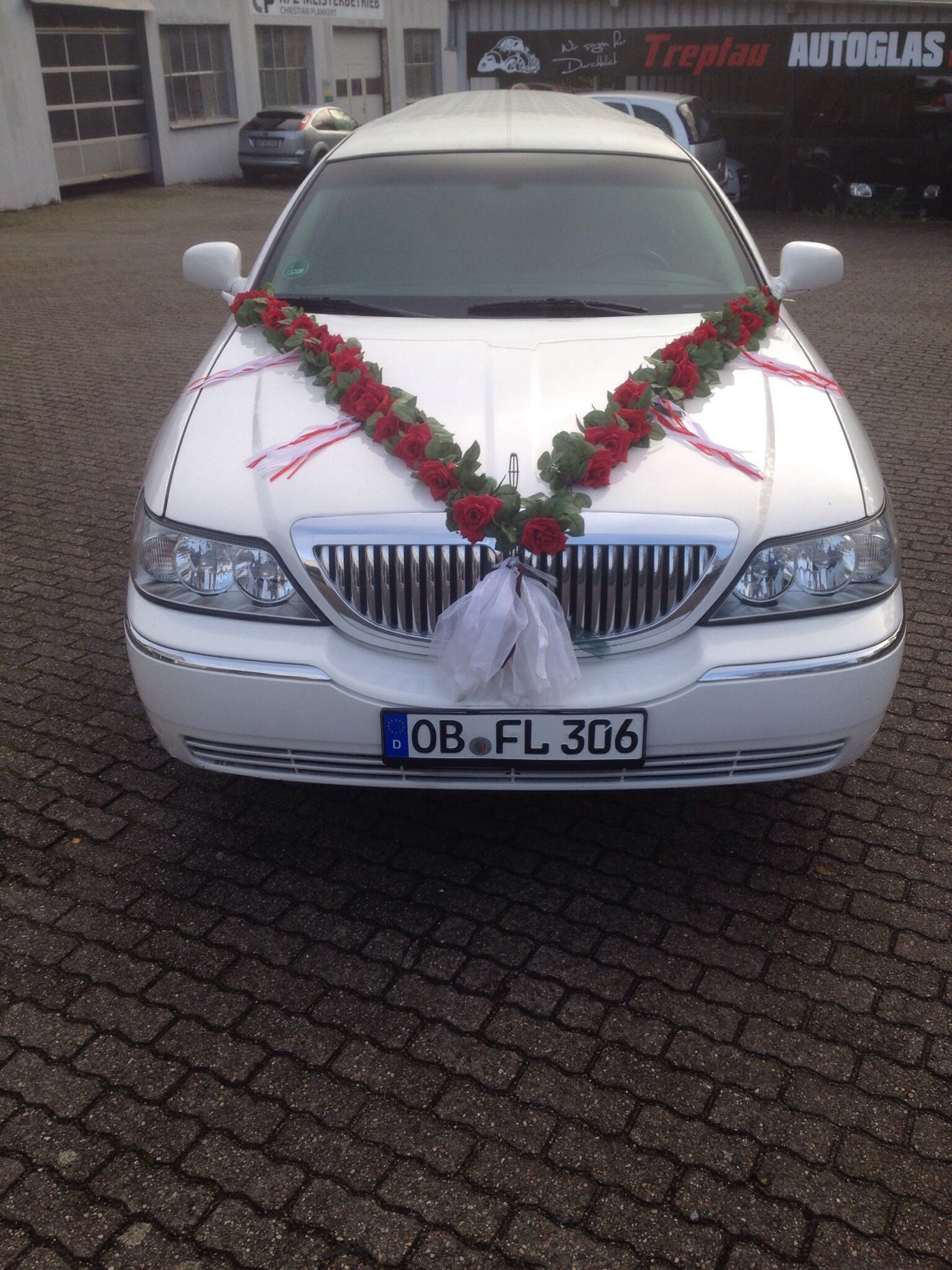 Lincoln Town Car Super-Stretch als Hochzeitsfahrzeug – 2