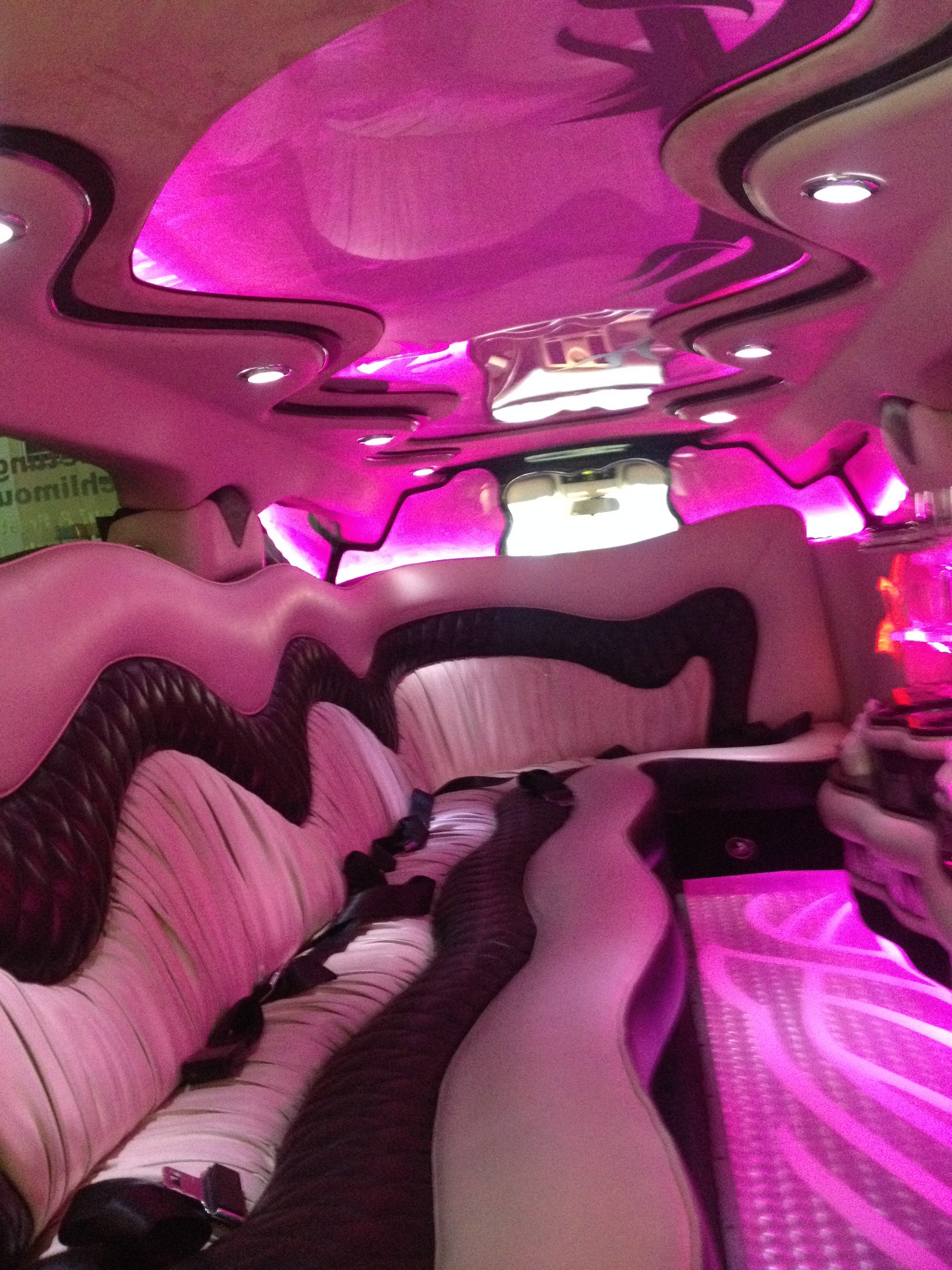 Chrysler 300C Stretch Limousine – 2