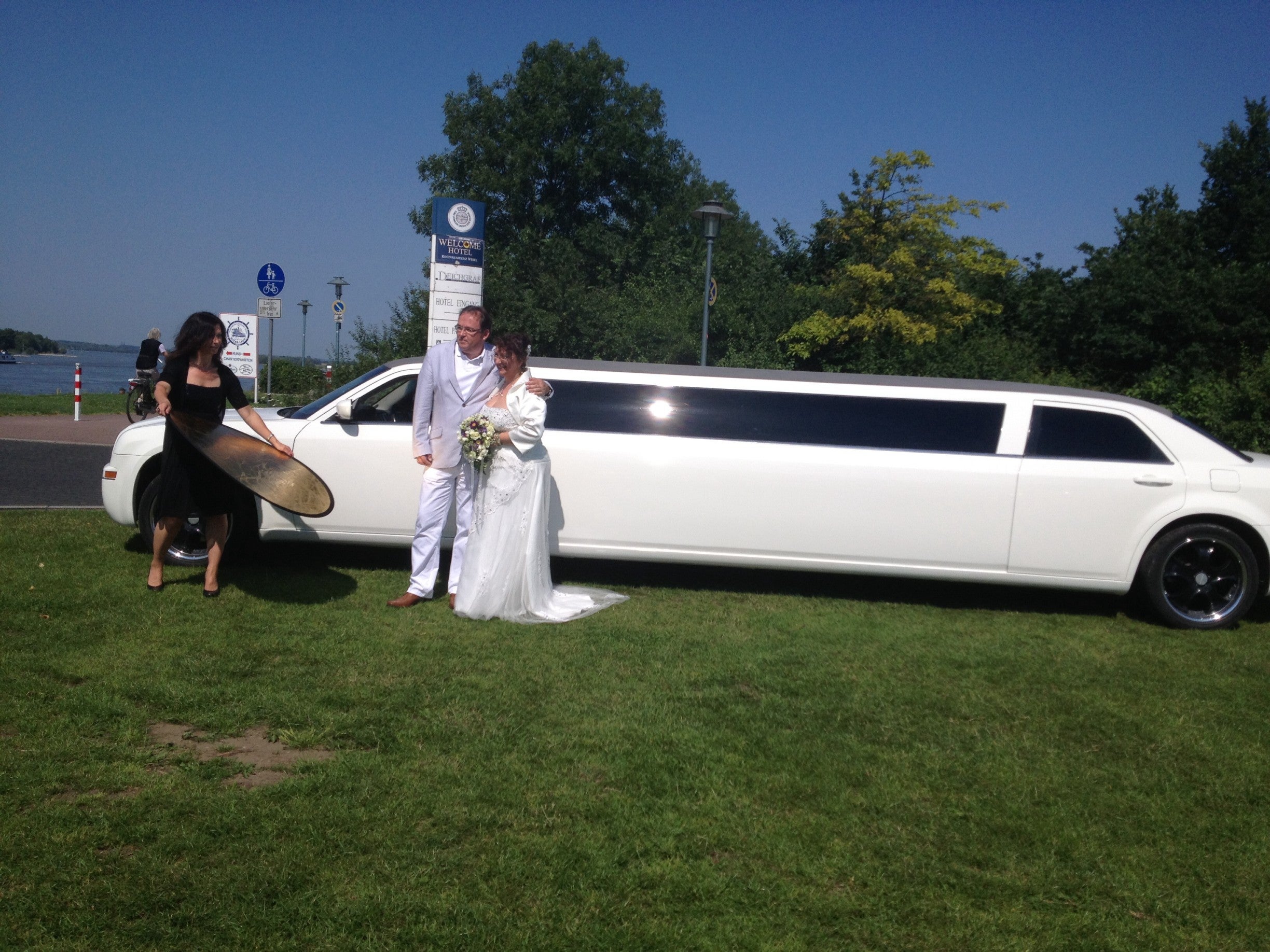 Chrysler 300C Stretch Limousine – 3