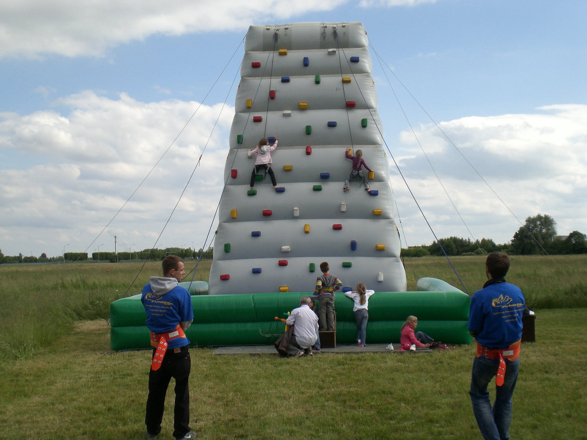 Kombipaket - Trampolin + Kletterwand mieten – 2