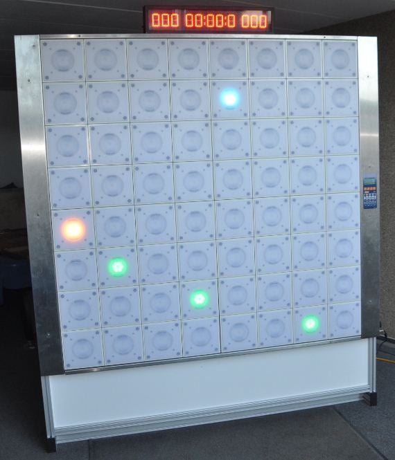 twall® - DIE Reaktionswand! mieten – 3