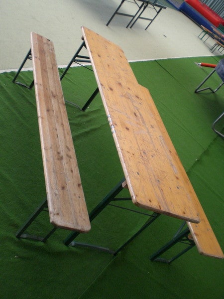 Bierzeltgarnitur - Festzeltgarnitur - 1 Tisch + 2 Bänke mieten