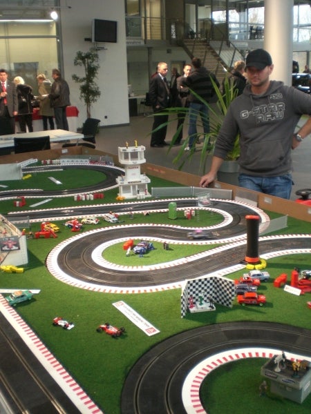 Carrera-Bahn - Autorennbahn - mieten – 2