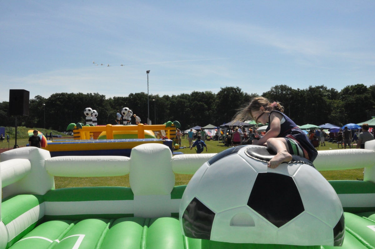Fußball Rodeo, Simulator mieten – 3