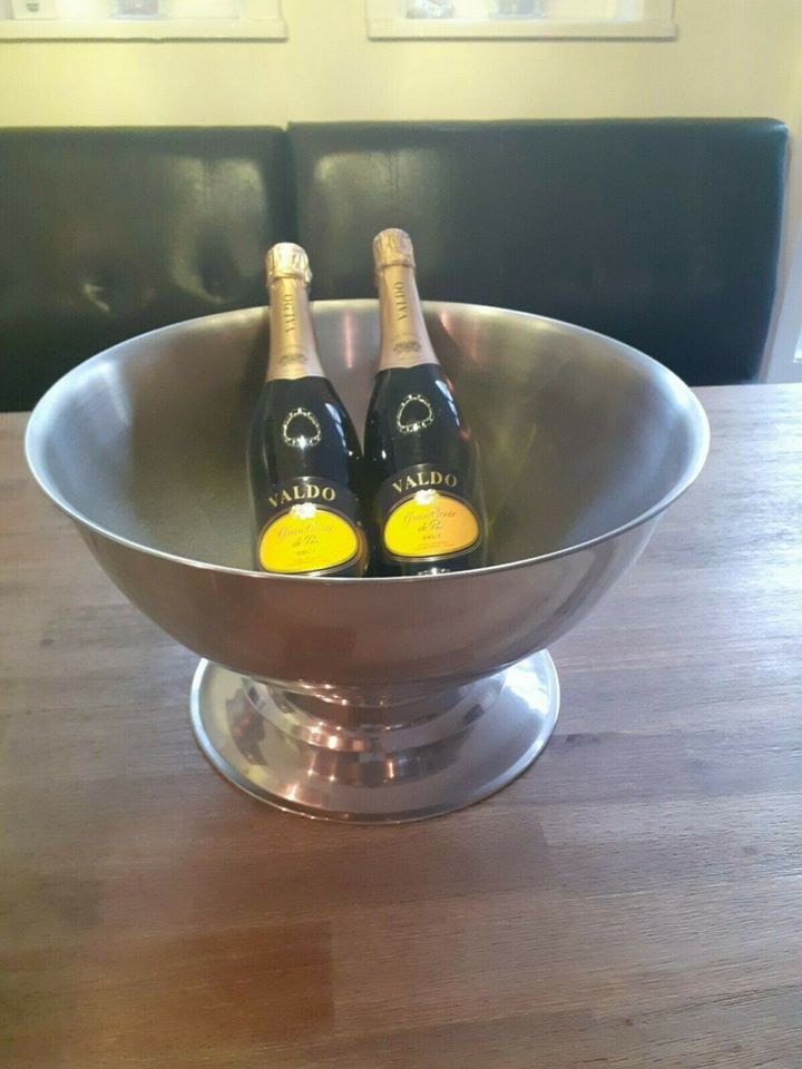 Champagnerbowl mieten in Hamburg bei Getränke-Service Benstein