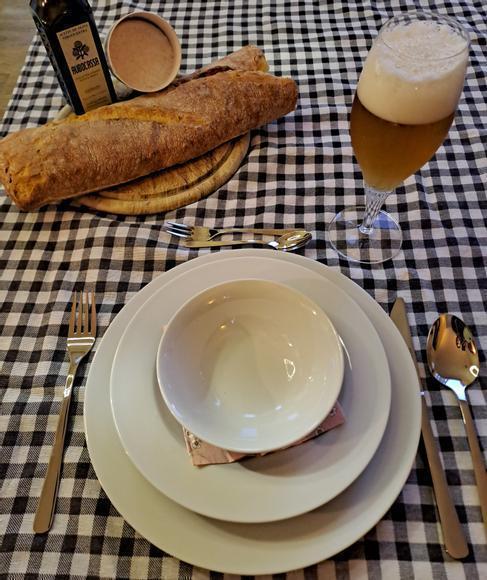 Korb Longdrinkgläser, Sektgläser, Weingläser, Bierseidel, Biertulpen, Weizenbiergläser, Spirituosengläser, Cocktailgläser
