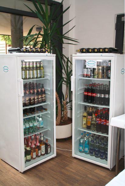 Kühlanhänger, Kühlschränke, Gefriertruhen, Eiswürfelmaschine u.a. – 2