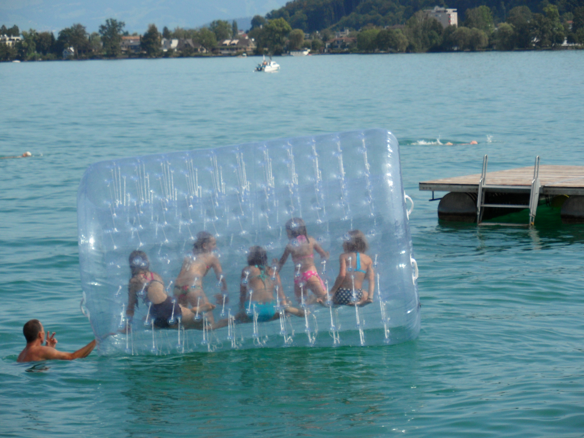 Wasser Zorbing Wasser Rad mieten bei Axess (Inhaber/Kontakt Daniel Häfliger)
