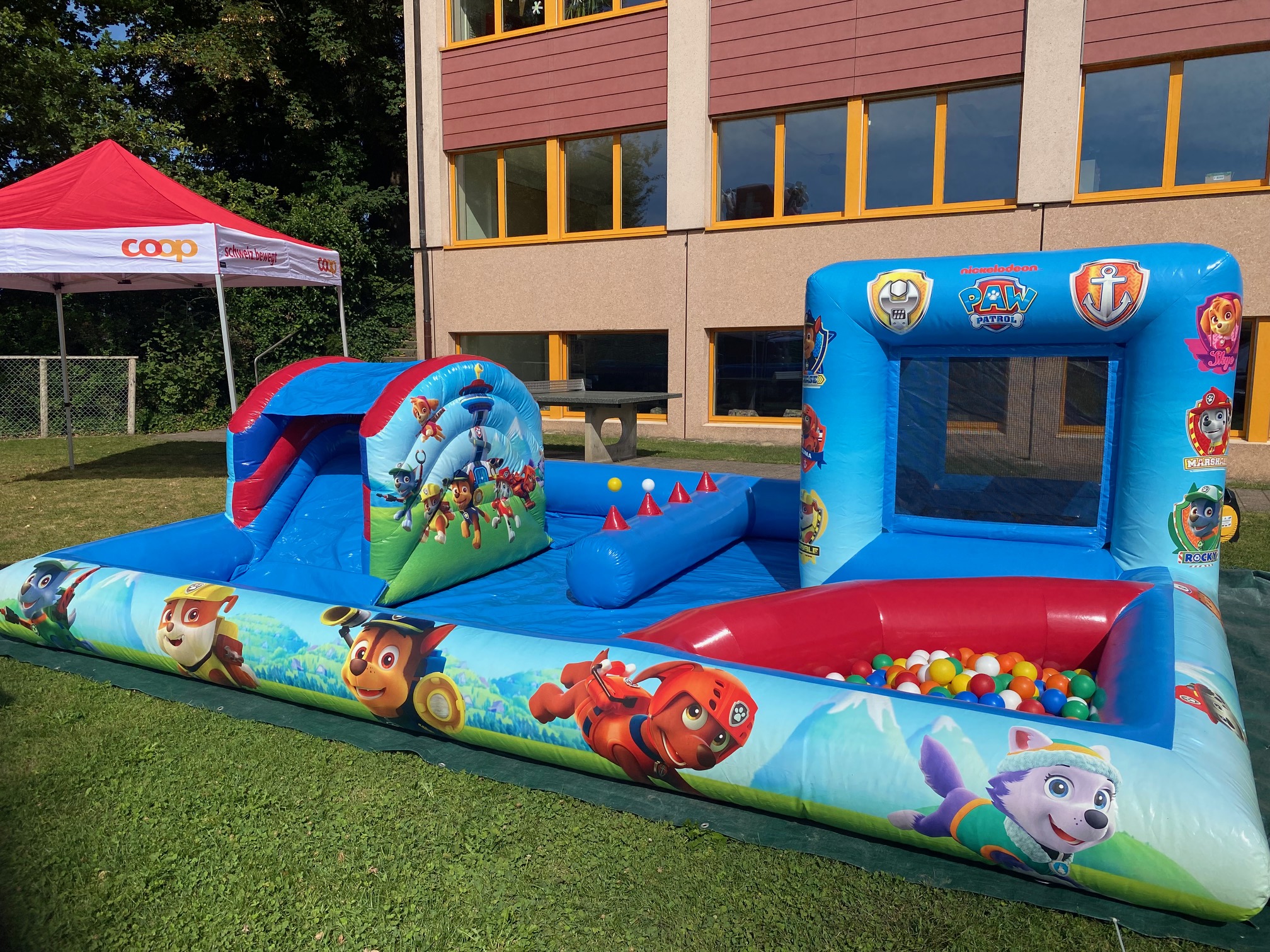 Spielplatz Paw Patrol mieten bei Axess (Inhaber/Kontakt Daniel Häfliger)