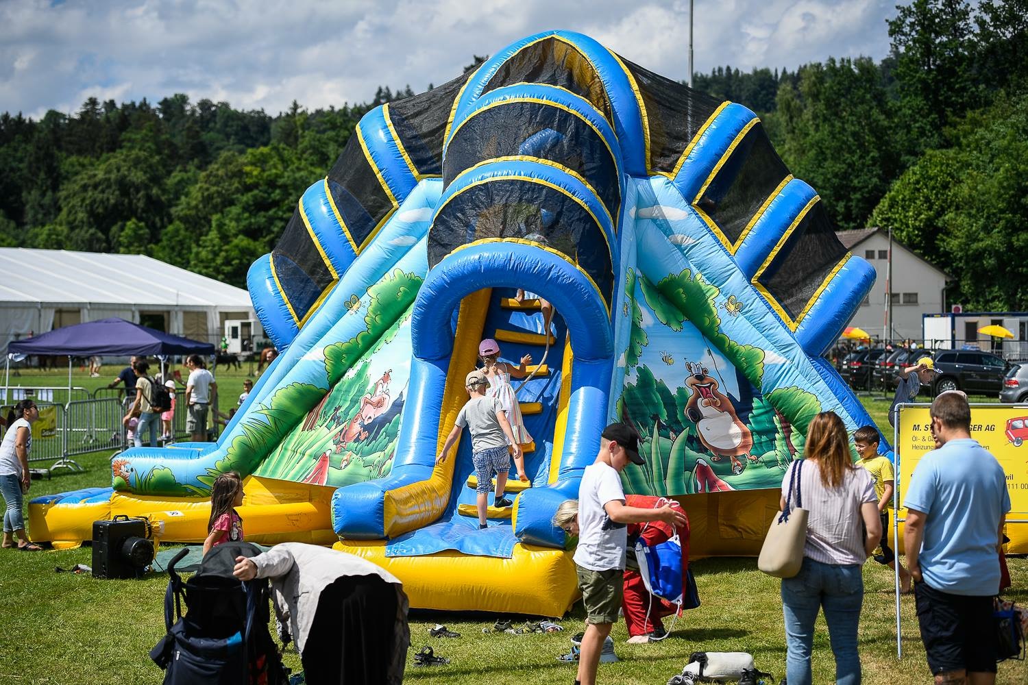 Klettervulkan mieten bei Axess
