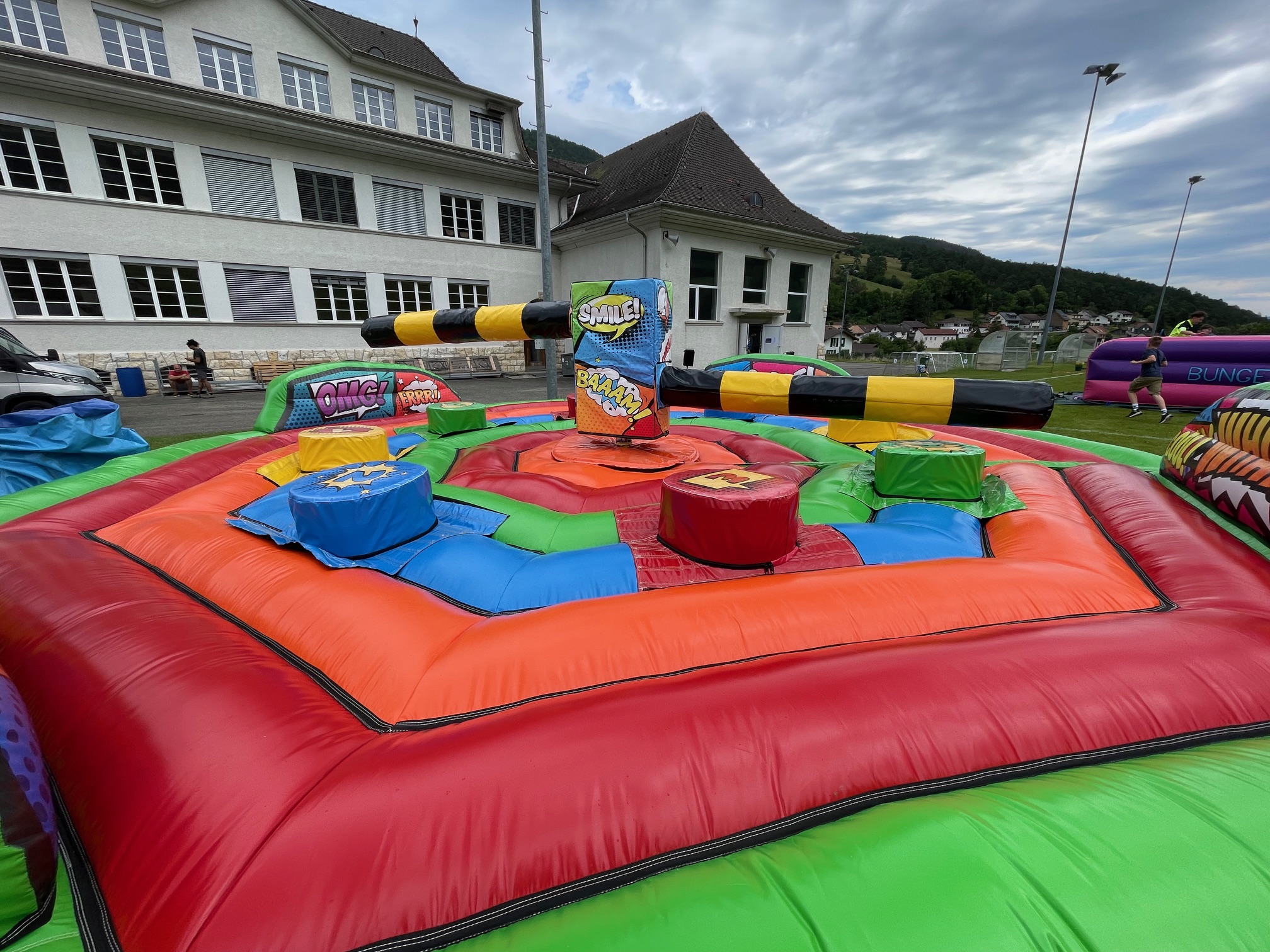 Sweeper mieten bei Axess (Inhaber/Kontakt Daniel Häfliger)