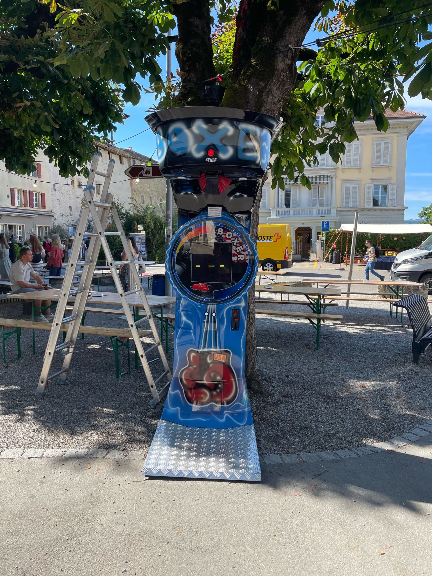 Boxautomat mieten bei Axess (Inhaber/Kontakt Daniel Häfliger)
