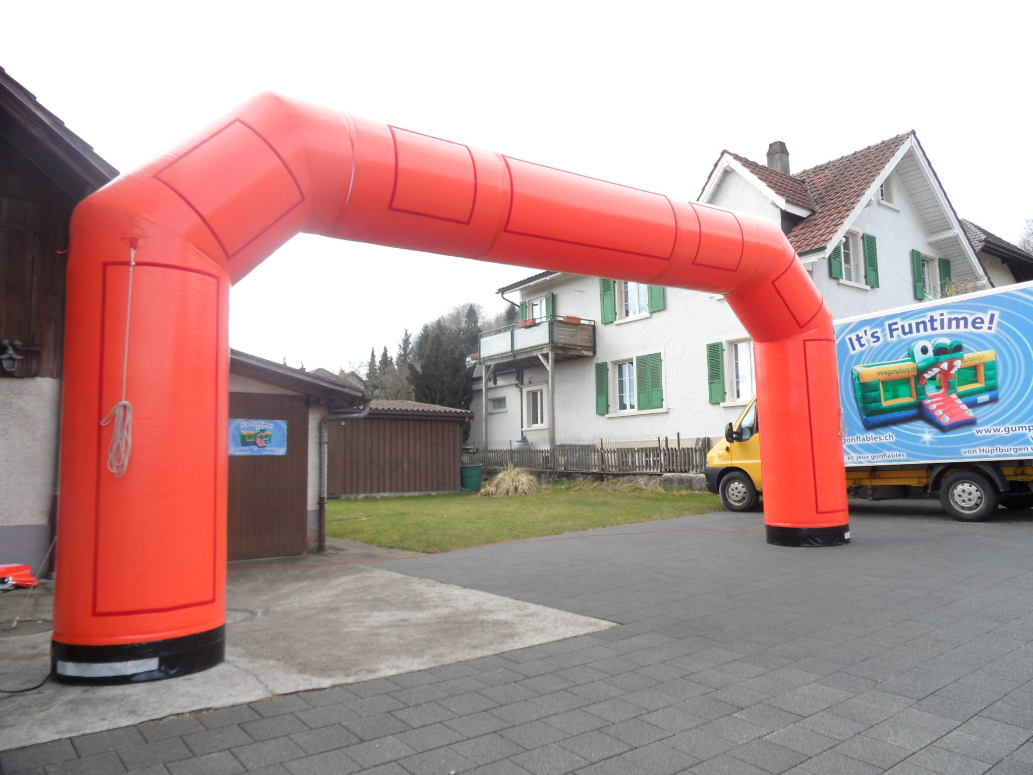 Torbogen Orange mieten bei Axess (Inhaber/Kontakt Daniel Häfliger)