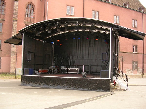 Mobile Bühne FreeStage Medium ARC 8x6m