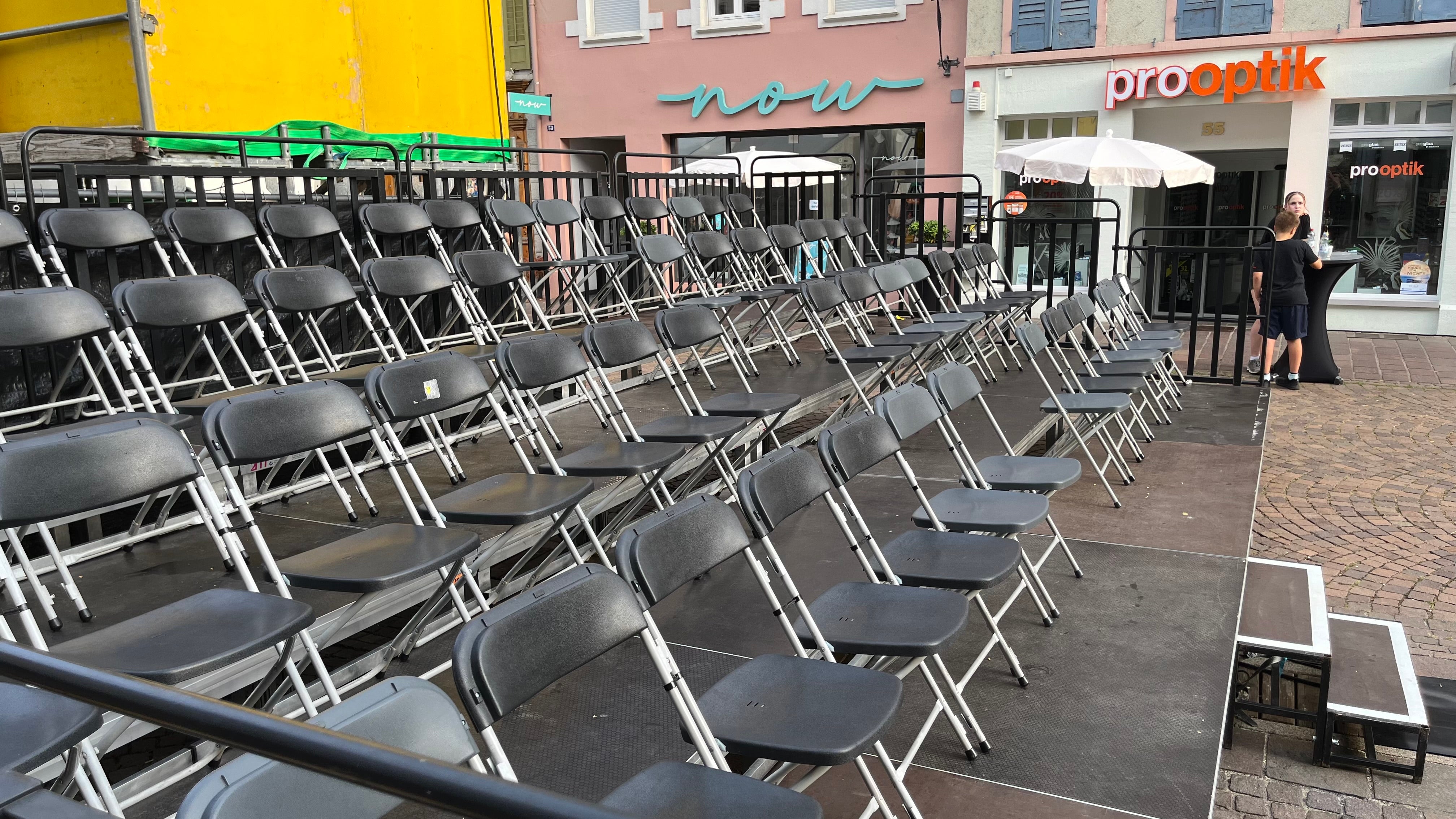 Klappstuhl / Permanent Flammhemmend inkl. Reihenverbinder / Open-Air Bestuhlung – 4