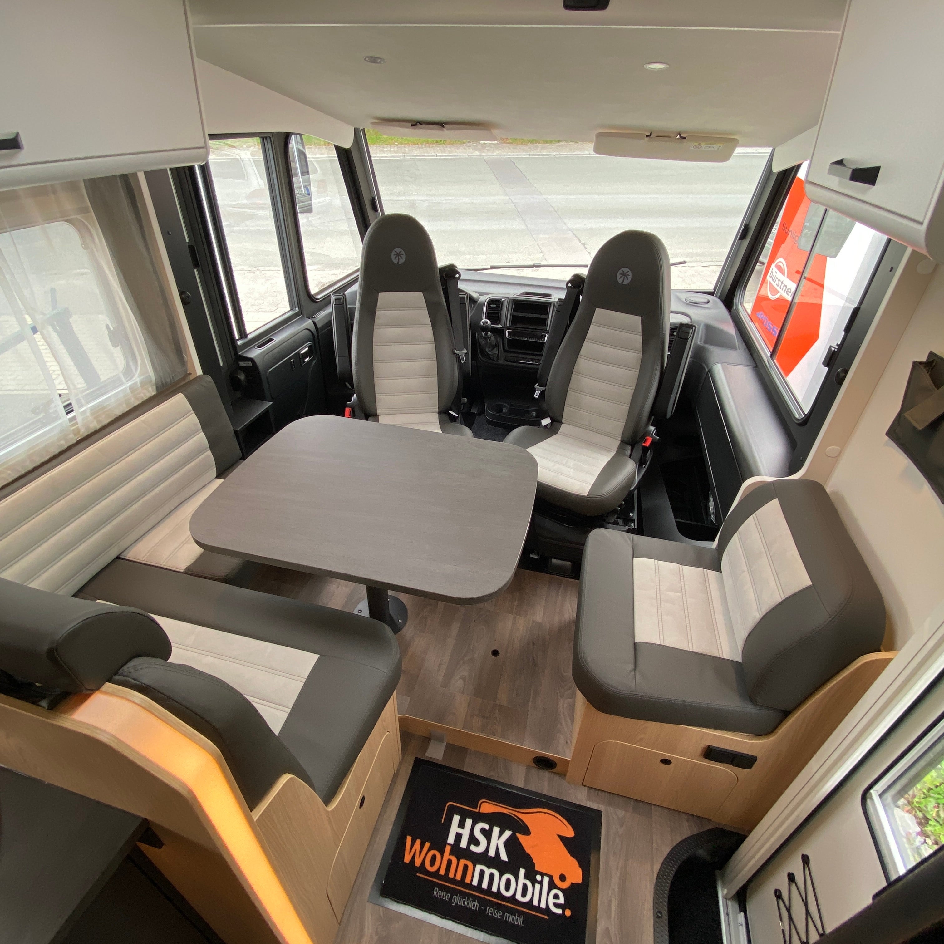 Sunlight I 68 Adventure 4,4t, Automatik, Navi, Radio, RFK, Sat, TV, Markise, Fahrradträger – 4