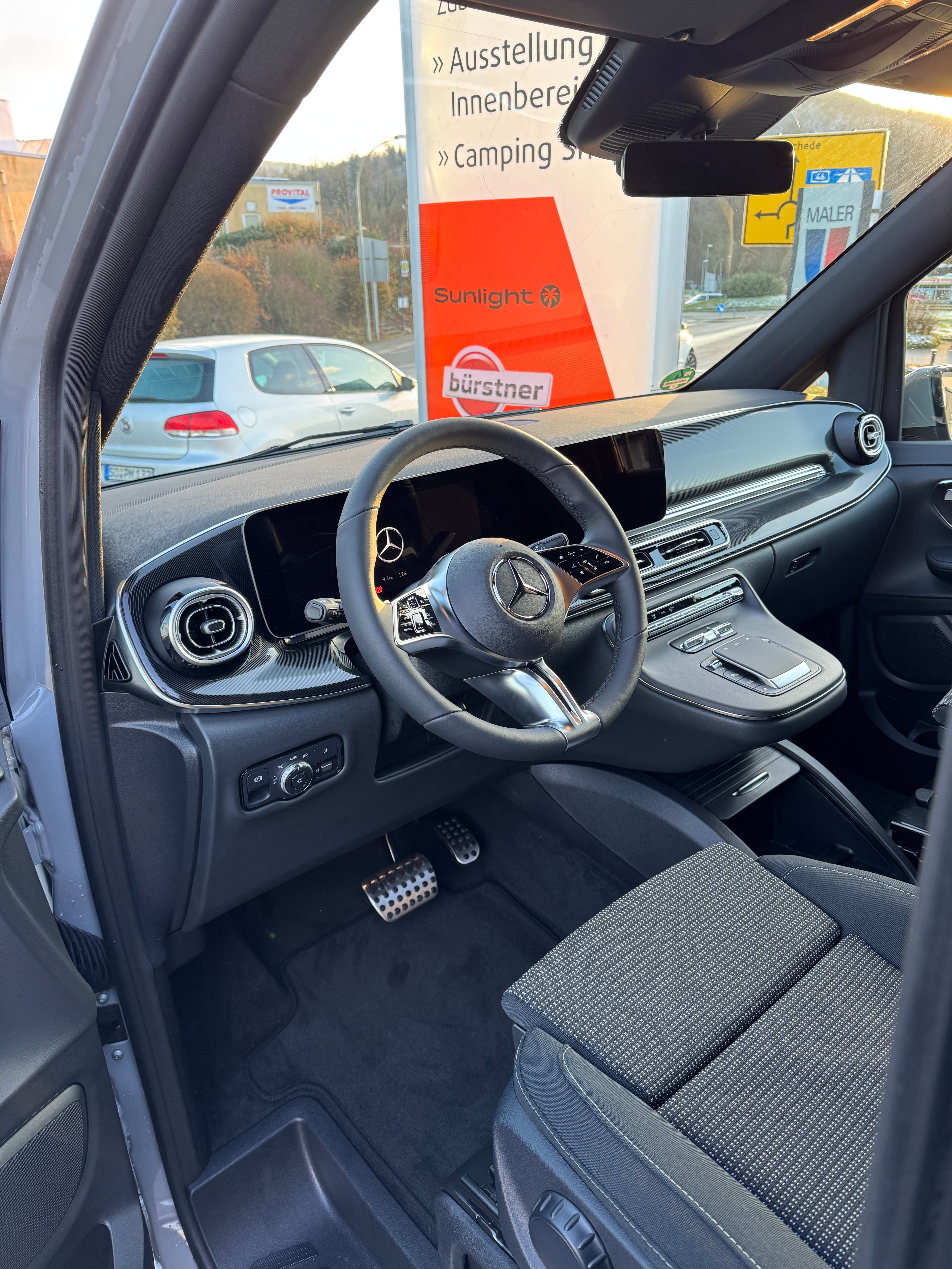 V-Klasse 300d 4 Matik, 8-Sitzer, Anhängerkupplung, Allrad (4x4) – 2