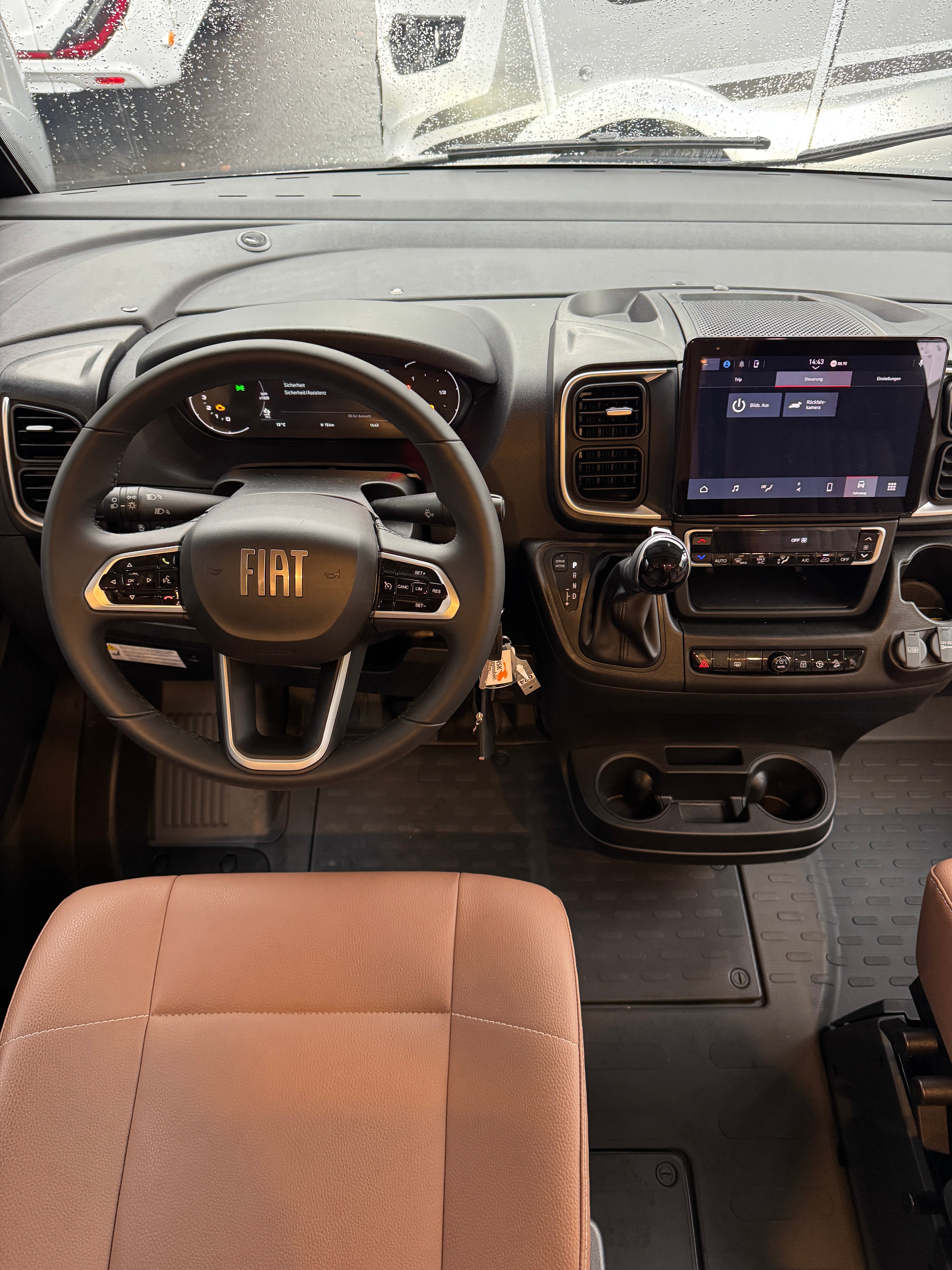 Bürstner Lyseo I 690 G Harmony, Automatik, Navi, Radio, RFK, Sat, TV, Markise, Fahrradträger – 4