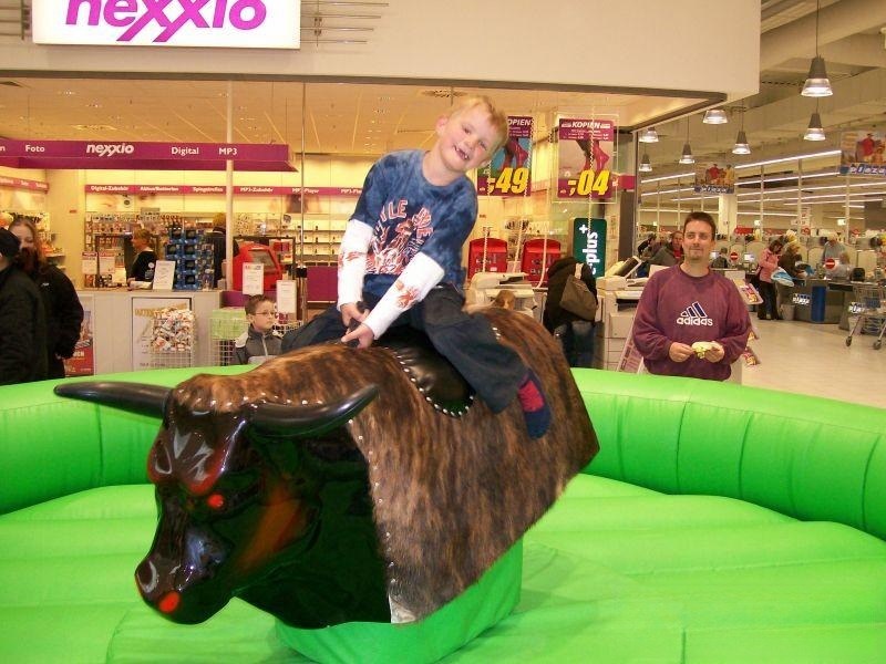 Rodeobulle Bullriding Rodeo mieten in Stockelsdorf – 2