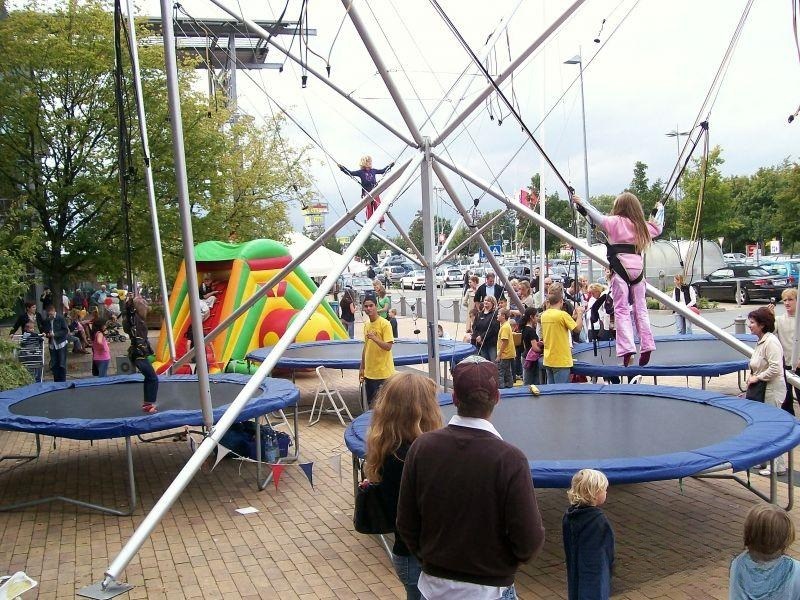 Bungee Trampolin / Qudrojumper / High Jumper mieten in Stockelsdorf – 3