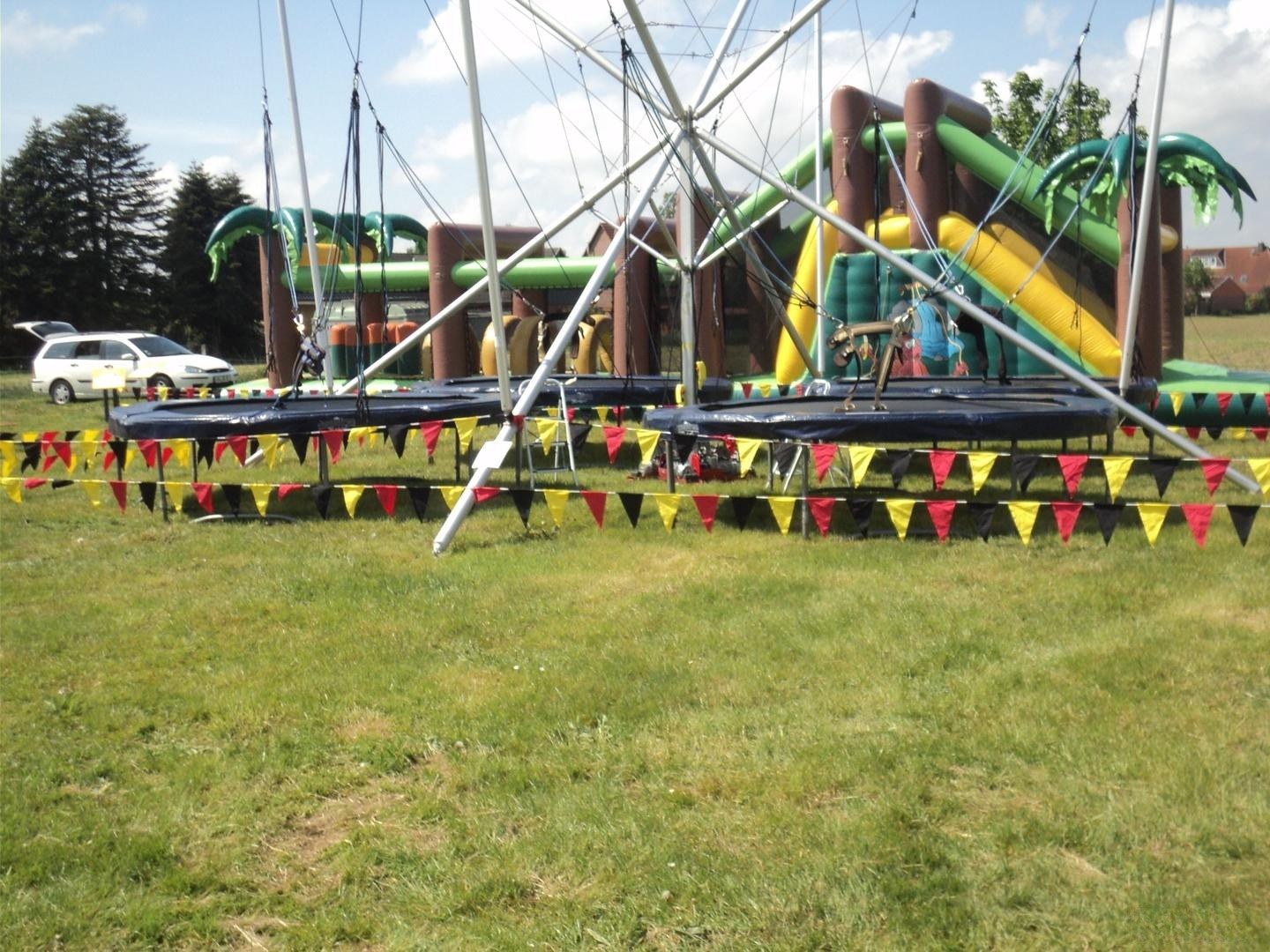 Bungee Trampolin / Qudrojumper / High Jumper mieten in Stockelsdorf – 2