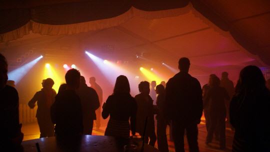 Party-Disco-Team: Mobildiskothek für jeden Anlass (6 Std.)