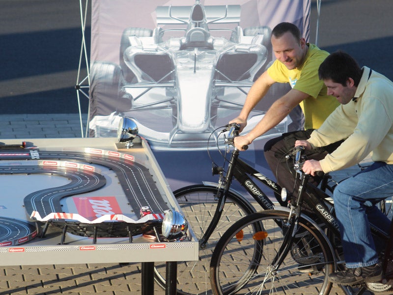 Carrera Rennbahn - Fitness (Pedalbetrieben) buchen – 2