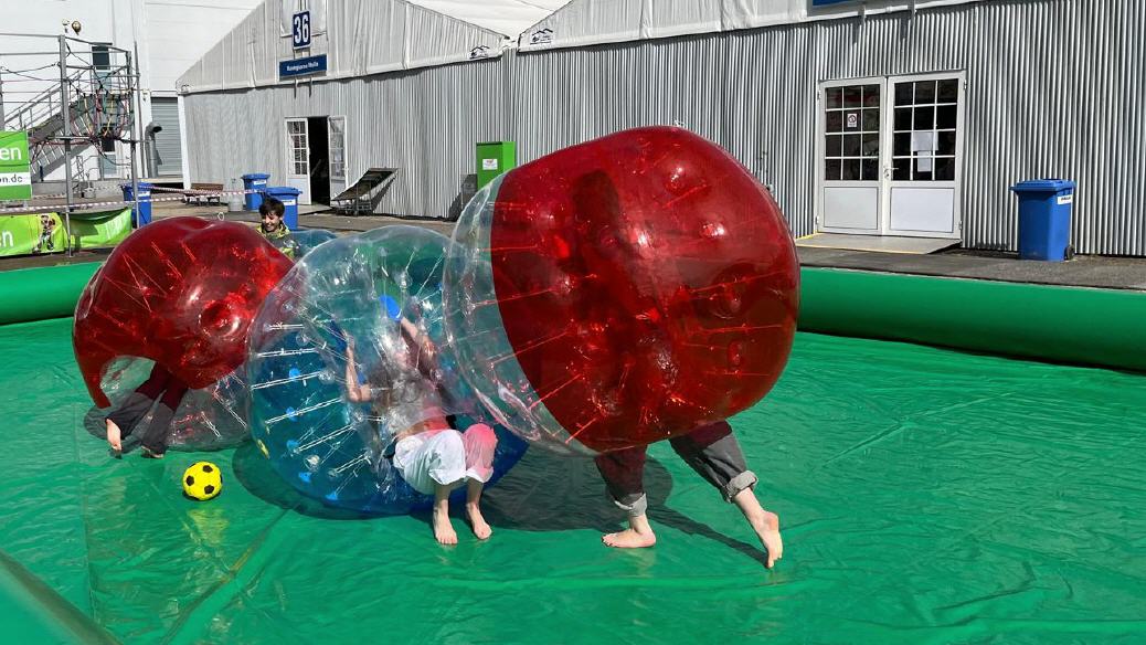Bumper Ball Arena / Bubble Soccer für Events mieten – 2